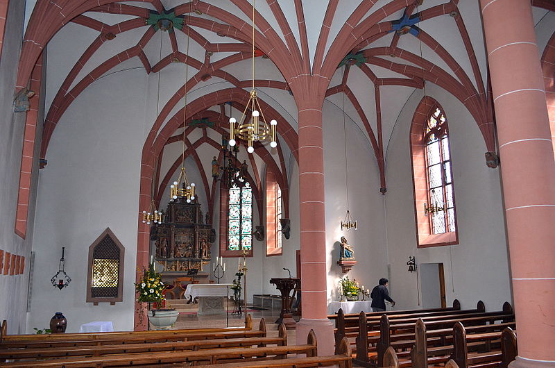 File:Bremm - Laurentiuskerk, interieur.jpg