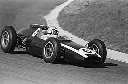 Bruce McLaren au Grand Prix des Pays-Bas 1962.jpg