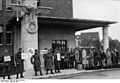 Historic image from 1936: The drafted, born in 1915, moving in to the barracks in Seecktstraße.