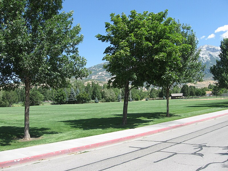 File:Burgess Park Alpine Utah.JPG