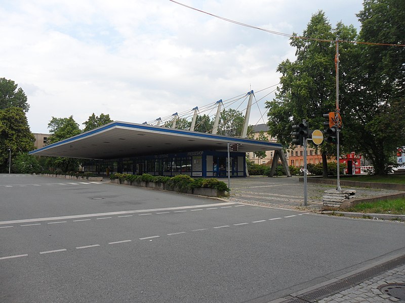 File:Busbahnhof Chemnitz 02.JPG