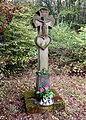 * Nomination Wayside cross (1819) in Newel-Butzweiler, Germany. --Palauenc05 15:03, 30 September 2020 (UTC) * Promotion Would you please add a category about the waycross? --Poco a poco 17:11, 30 September 2020 (UTC) Good quality -- Spurzem 20:31, 30 September 2020 (UTC)