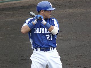 <span class="mw-page-title-main">Motonobu Tanishige</span> Japanese baseball player and manager