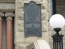 Plaque dedicated to the 10th Battalion, CEF and The Calgary Highlanders on the front of Calgary City Hall. Photographed 22 April 2007. Calgary city hall plaque 22 Apr 2015.jpg