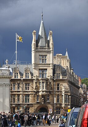 How to get to Gonville & Caius College with public transport- About the place