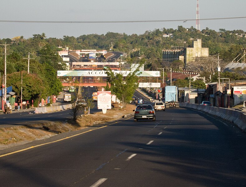 File:Carretera Panamericana El Salvador San Martin.jpg
