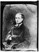 Charles Baudelaire 1855, Foto de Nadar. Baudelaire este asociat cu Decadentismul.