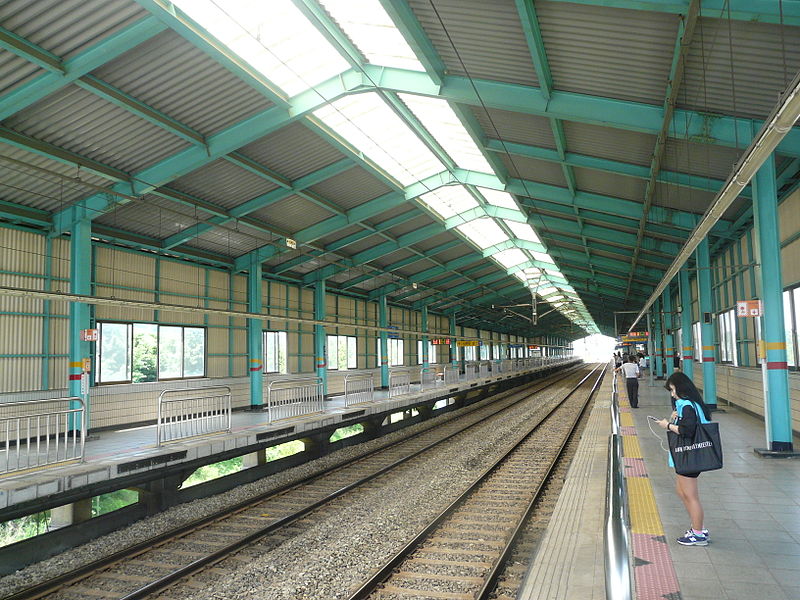 File:Choji station 4.JPG