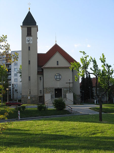 File:Church in Starý Lískovec (Brno).JPG