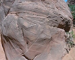 Crossbedding and fracturing in Entrada sandstone