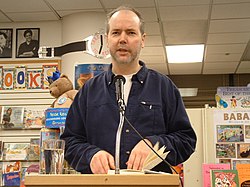 Douglas Coupland Jan 2005.jpg