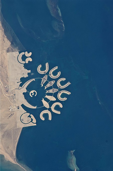 Durrat Al Bahrain, Persian Gulf.JPG
