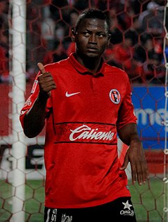 <span class="mw-page-title-main">Duvier Riascos</span> Colombian footballer (born 1986)