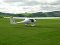 English: A Pipistrel Sinus at Schmallenberg airfield during the „Bergfliegen 2011“ – Deutsch: Ein Pipistrel Sinus beim „Bergfliegen 2011“ auf dem Flugplatz Schmallenberg-Rennefeld