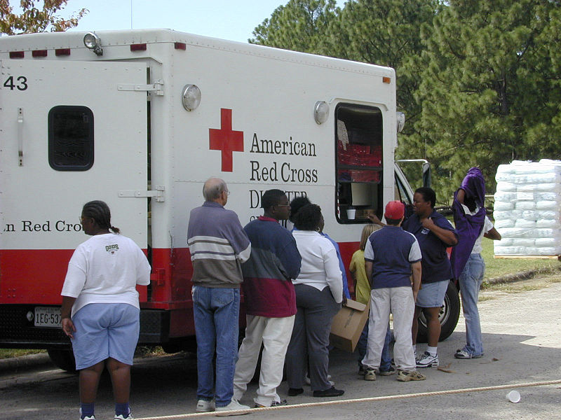 File:FEMA - 382 - Photograph by Dave Saville taken on 09-24-1999 in North Carolina.jpg