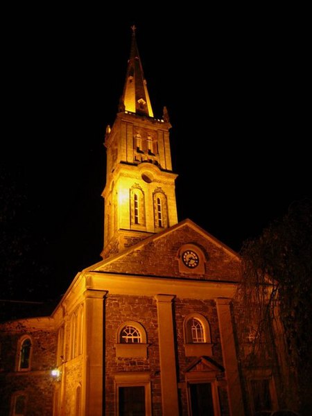 File:First Bangor Presbyterian Church by night - geograph.org.uk - 615134.jpg