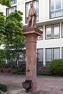 Frankfurt am Main-Fried-Luebbecke-Anlage-Schoeppenbrunnen od północnego wschodu -20070512.jpg