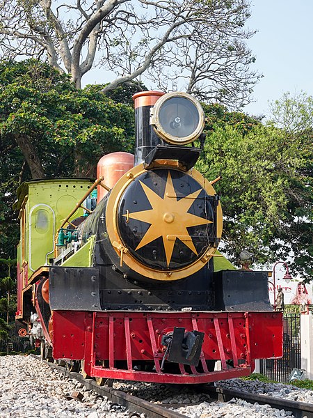 File:Front Locomotive NBL 22782 Mysore Apr22 A7C 01901.jpg