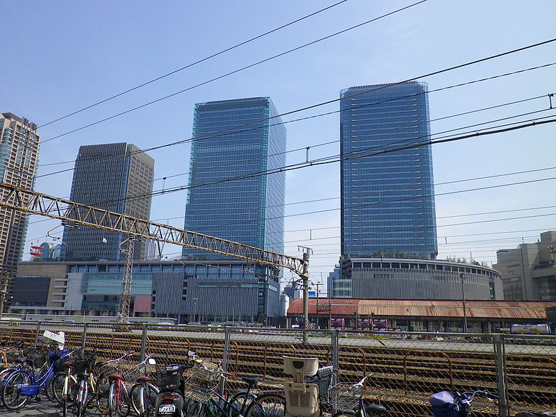 File:GRAND FRONT OSAKA Block A and B.JPG