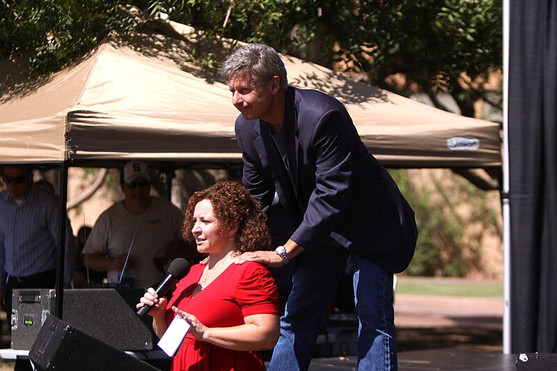 File:Gary Johnson & Andrea Glasscock Garcia (8031659585).jpg