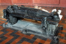 Monumental effigy of Hugo II of Ghent, in the Ghent City Museum Gent STAM Hugo II burggraaf (+1232) 12-10-2010 11-33-10.JPG