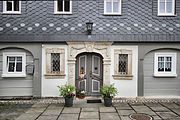 English: Buildings in Großschönau (Sachsen). Polski: Zabudowa we wsi Großschönau, Saksonia.