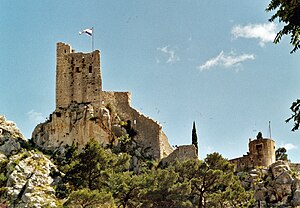 HR-Omis-Burgruine.jpg