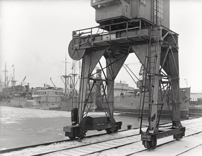 File:Hanko harbour (4 4) 1950 (58; JOKAVN4A1A14-4).tif
