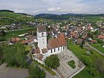 Pfarrhof mit katholischer Kirche St. Nikolaus, Kirchenschatz, Pfarrhaus und Beinhaus