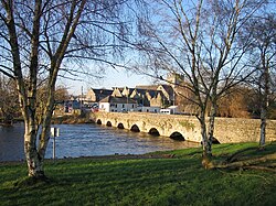 Holycross Bridge und Abtei