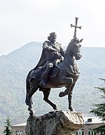 Jezdecká socha Achota II., Idjevan
