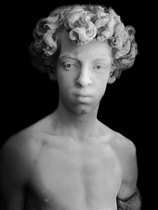 Attribué à Mathurin Moreau, Ismaël, buste en marbre blanc, localisation inconnue.