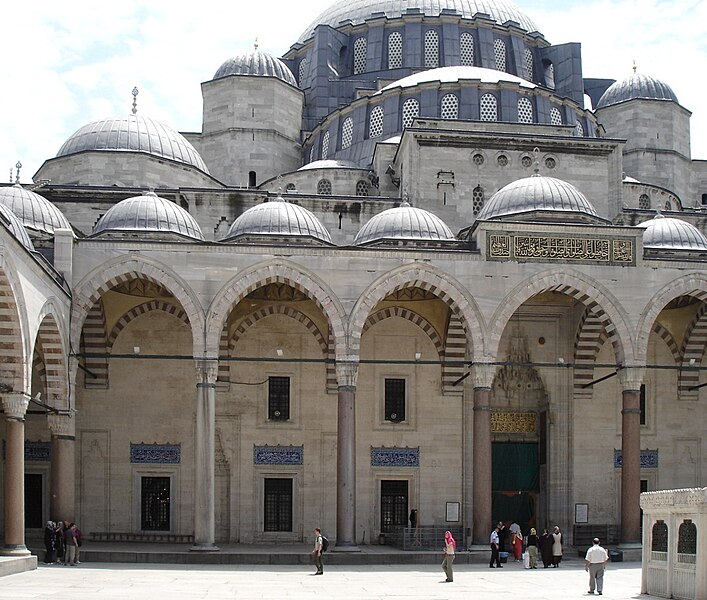 File:Istanbul - Süleymaniye camii - Foto G. Dall'Orto 26-5-2006 - 15.jpg