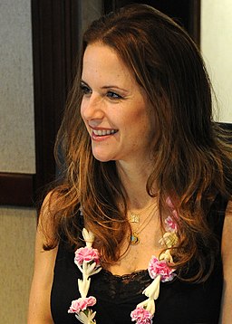 Kelly Preston visits Hickam 110913-F-HL283-293