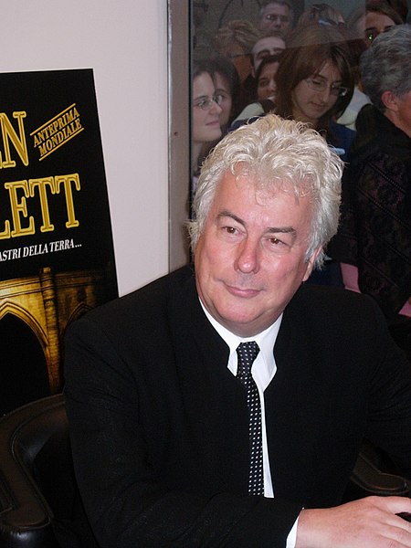 File:Ken Follett 2007.JPG