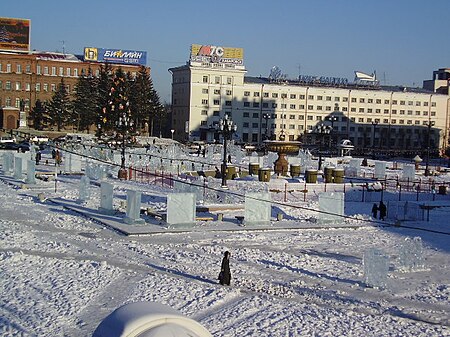 Tập_tin:Khabarovsk_Lenin_Square.jpg