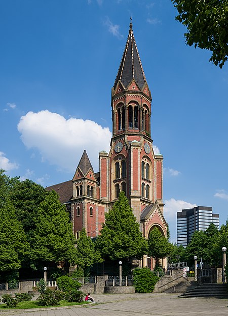 Kreuzeskirche 2013