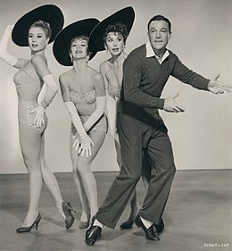Les Girls (1957) încă 1.JPG