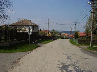 <span class="mw-page-title-main">Lhotka (Beroun District)</span> Municipality in Central Bohemian, Czech Republic