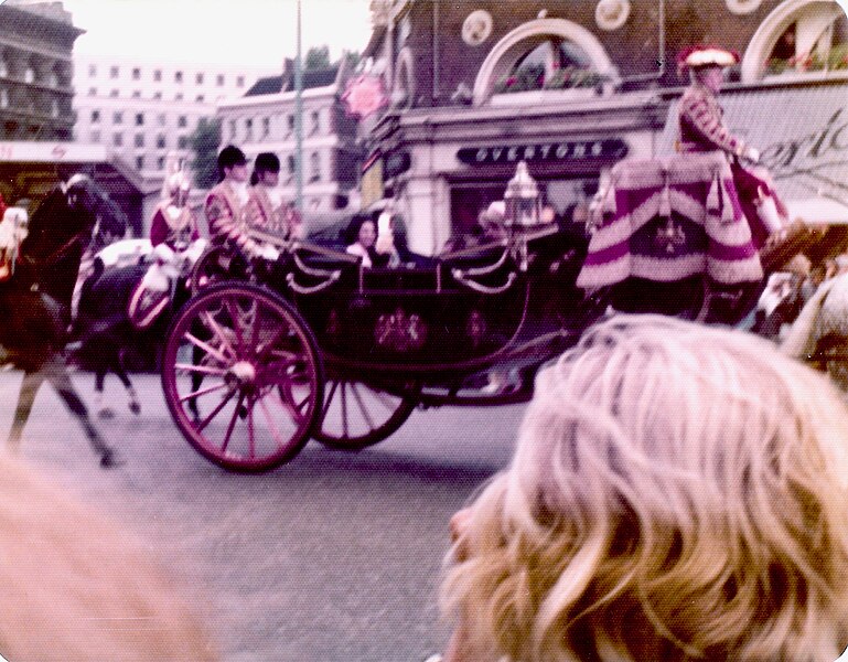 File:London parade 9 July 1974 - Princess Margaret.jpg