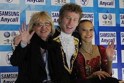 Iliushechkina and Maisuradze with coach Natalia Pavlova