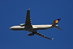 Миниатюра для Файл:Lufthansa Airbus A330-343 D-AIKR Flight LH495 from YYZ to MUC (15182129841).jpg
