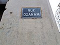Plaque de la rue Ozanam, en juin 2019.
