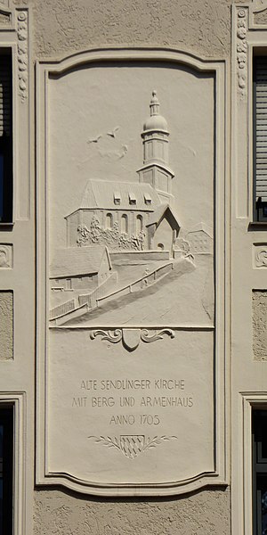 File:München, Plinganserstr 25, Relief Sendlinger Kirche, 2.jpeg