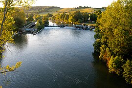 Mapledurham drone shot.jpg