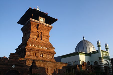 Fail:Masjid_Menara_Kudus.jpg