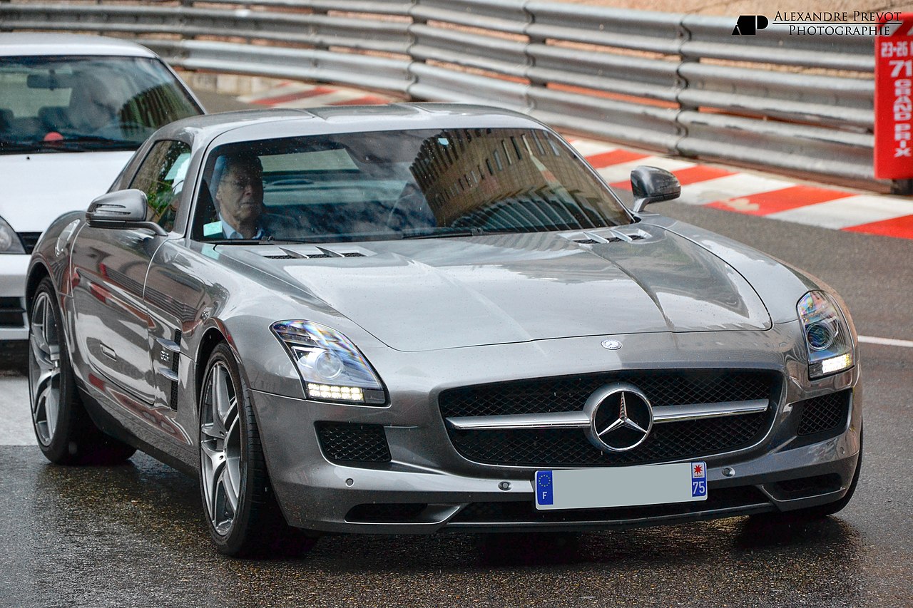 File:Mercedes-Benz SLS AMG (8678523966).jpg - Wikimedia Commons