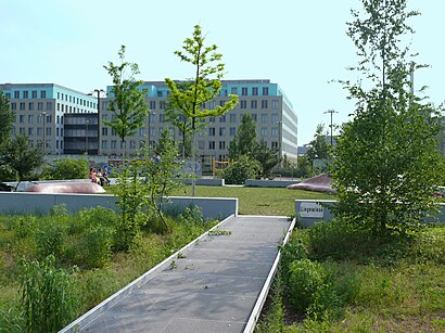 So kommt man zu dem Park Am Nordbahnhof mit den Öffentlichen - Mehr zum Ort Hier