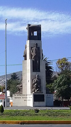 Monumento a la Revolución, Pachuca. 05.jpg