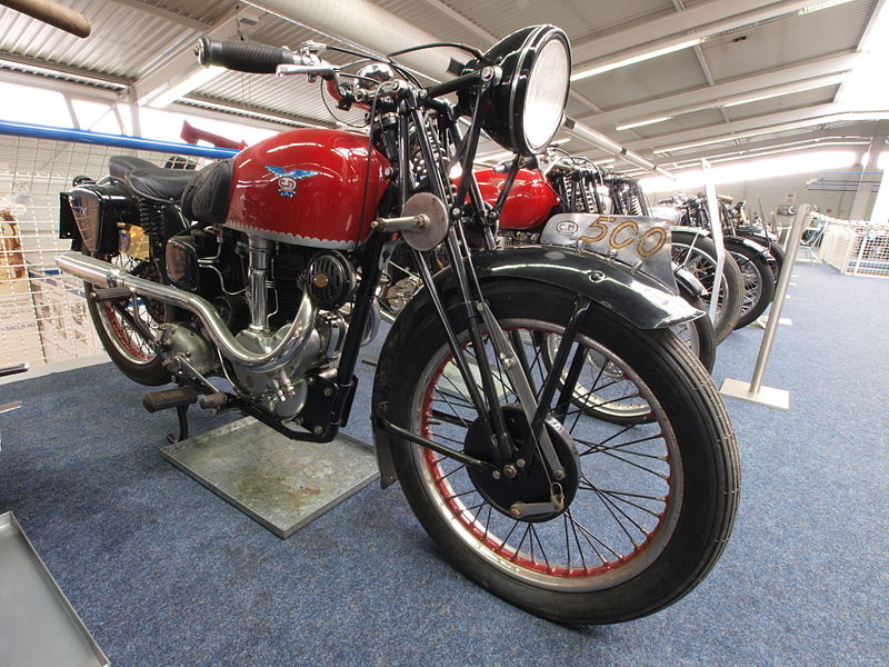 File:Motor-Sport-Museum am Hockenheimring, Red CM 500 with OHV engine, pic3.JPG